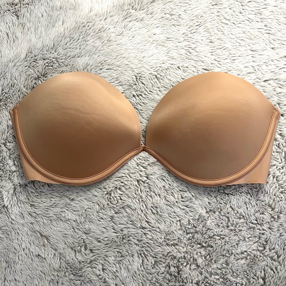 Victoria’s Secret Strapless Bra